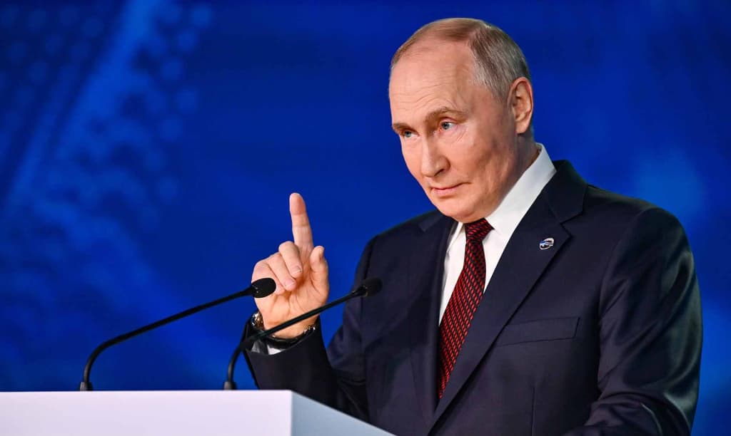 Putin Rossiya iqtisodiyotni «yumshoq qo‘ndirish»ni talab qildi