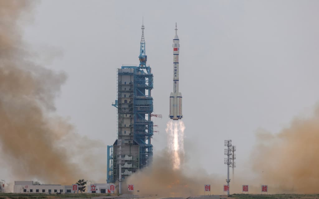 Хитой орбитада сунъий интеллект лойиҳасини бошлади