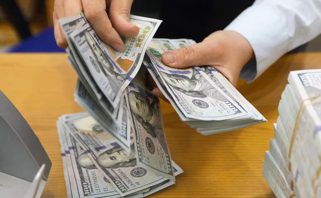 Rossiya eksportchilari uchun valyuta tushumini sotish talabi yana bir yilga uzaytirildi