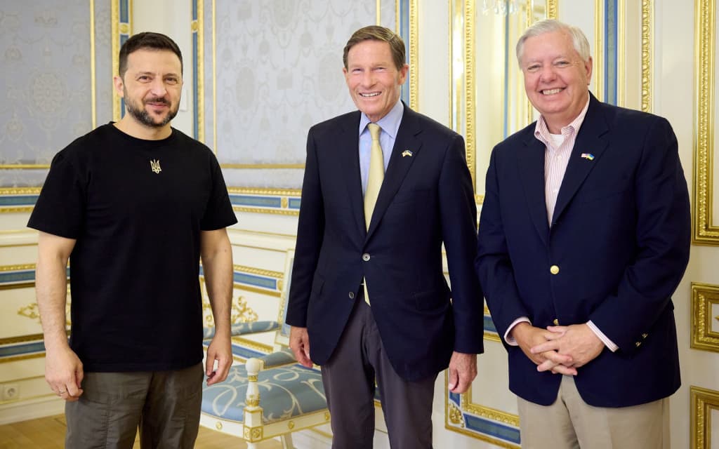 АҚШ Сенати Владимир Путинга бир неча кун муҳлат берди