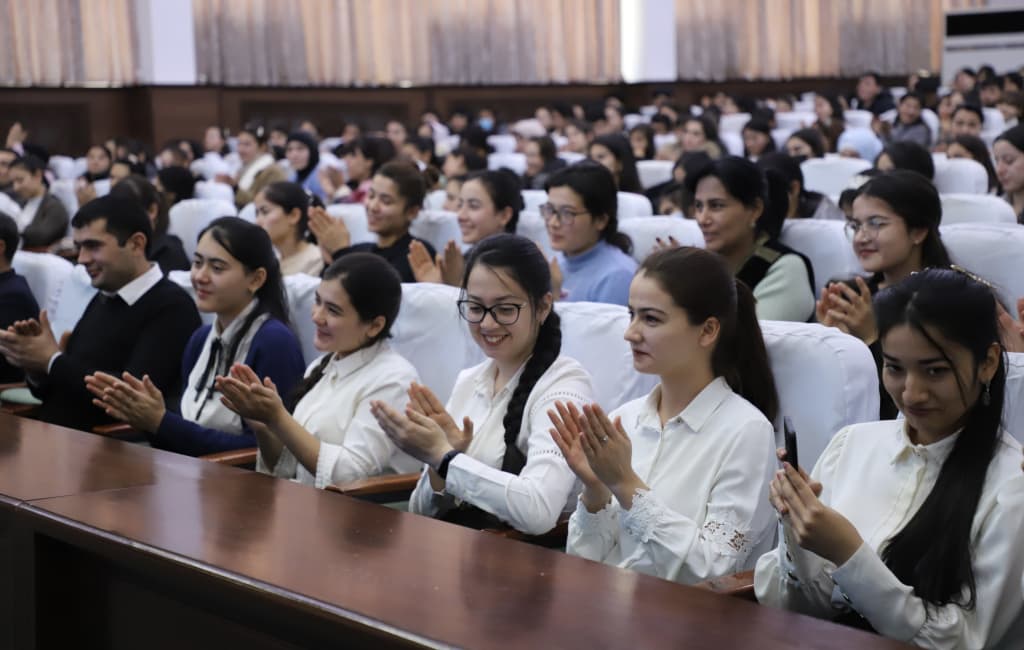 Ayrim talaba qizlarga maxsus stipendiya to‘lanadi