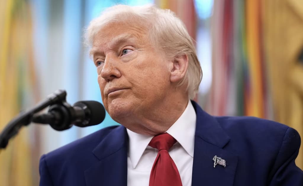 AQSH savdo sudi Trampning bojxona tariflarini bekor qildi