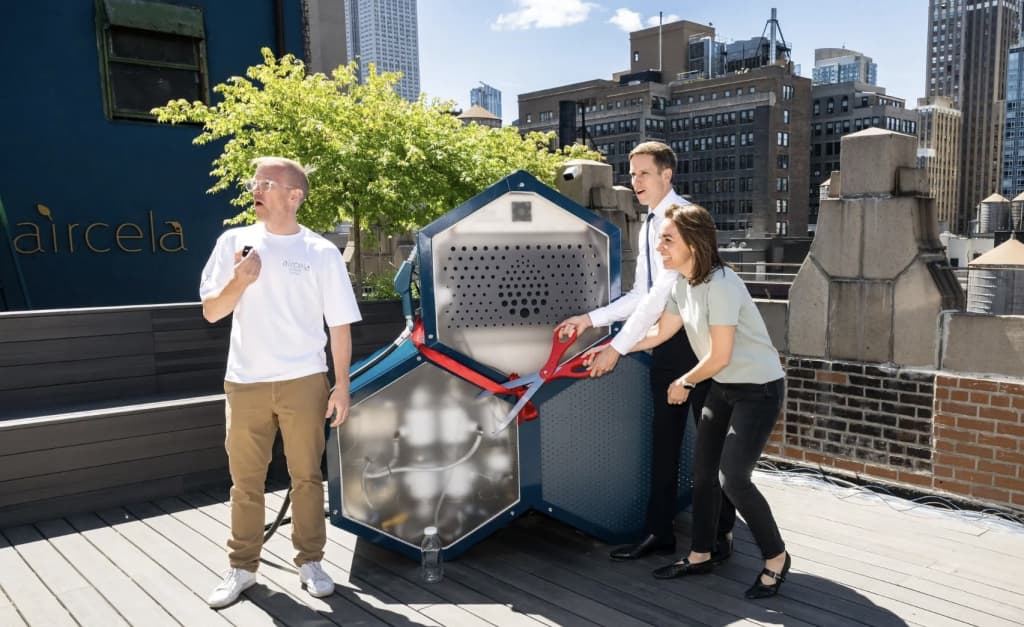 АҚШда ҳаводан бензин ишлаб чиқарувчи қурилма намойиш қилинди