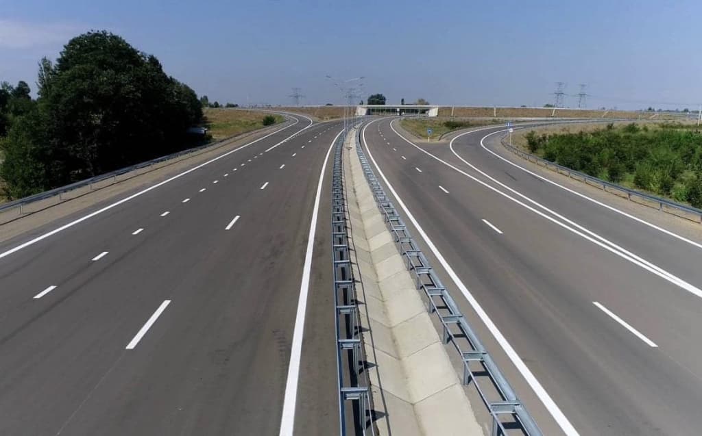 Toshkentdan Samarqand va Andijonga: birinchi pullik yo‘llar qachon ochiladi?