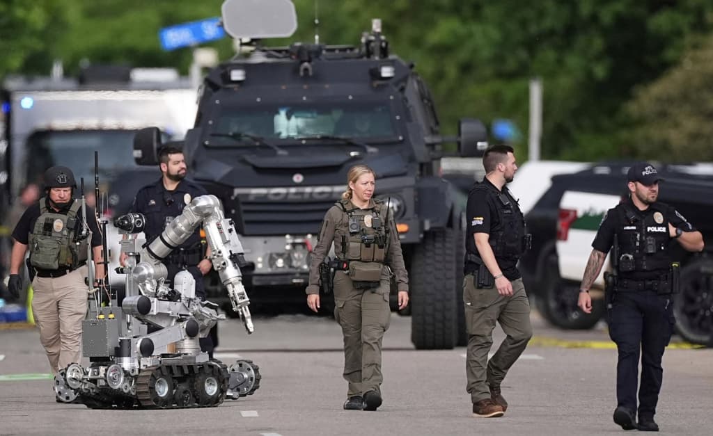 Koloradoda Isroil tarafdorlariga otilgan olovli bomba hujumda 8 kishi yaralandi