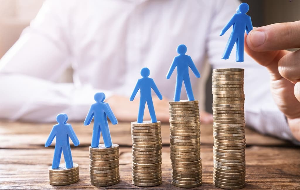 O‘zbekistonda byudjet xodimlari maoshi 10 foizga oshiriladi