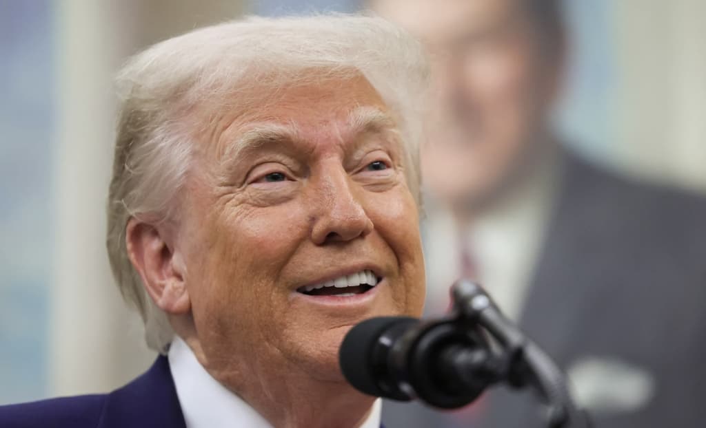 Трамп Буюк Британияни металл божларидан вақтинча озод қилди