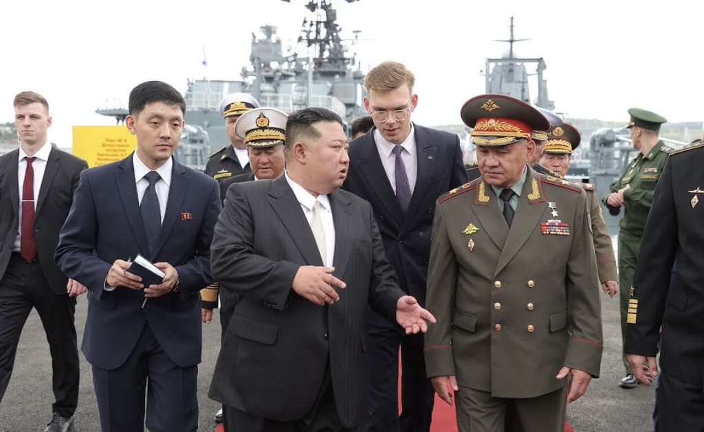 Shoygu va Kim Chen In harbiy hamkorlikni muhokama qildi