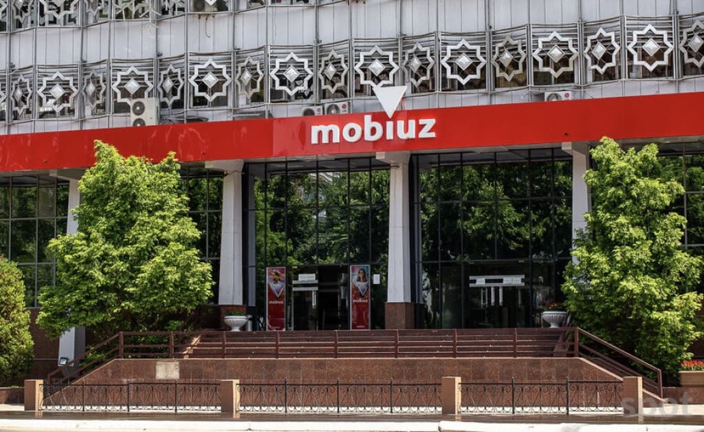 O‘zbekiston Mobiuz mobil operatoridagi 100 foiz davlat ulushini sotuvga qo‘ydi