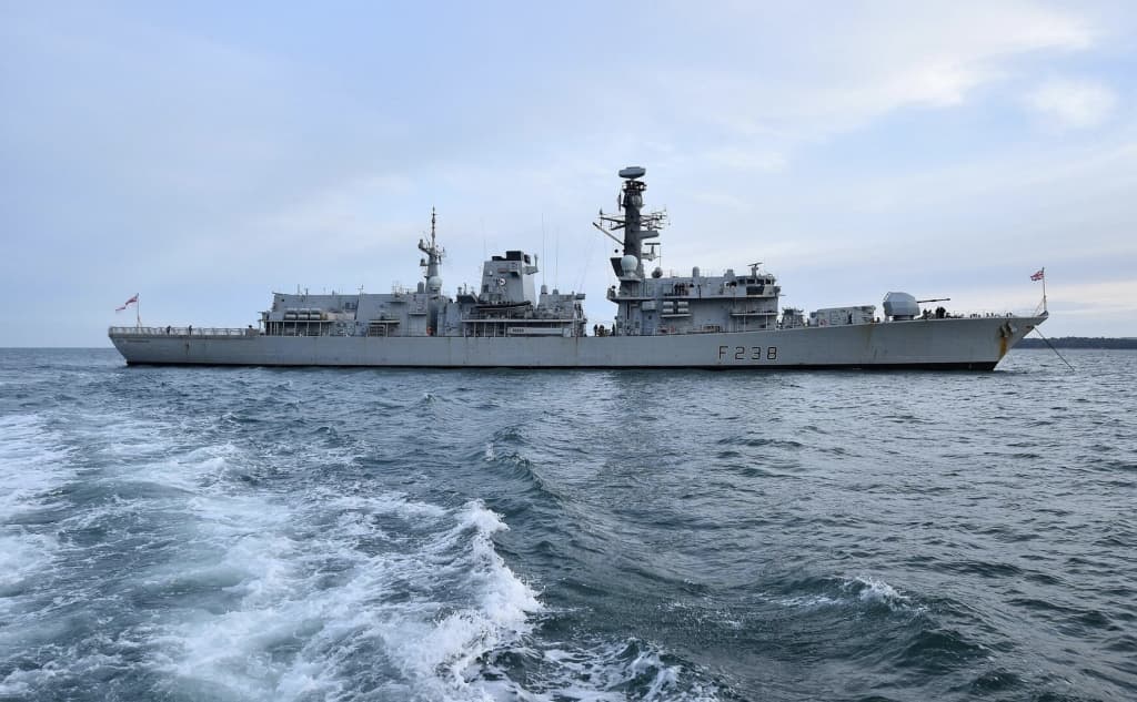 Xitoy Britaniya harbiy kemasining Tayvan bo‘g‘ozidan o‘tishiga qarshi chiqdi