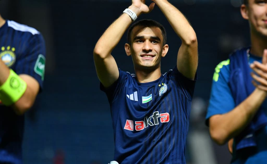 Yevropa maydonlarida o‘zbek shamoli: Muhammadali «Antverpen»ni tanladi!