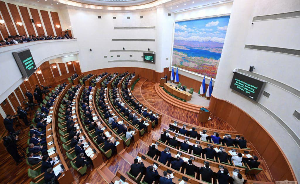 Qimmatbaho metallar va valyuta muomalasi bo‘yicha qonun loyihasi qabul qilindi