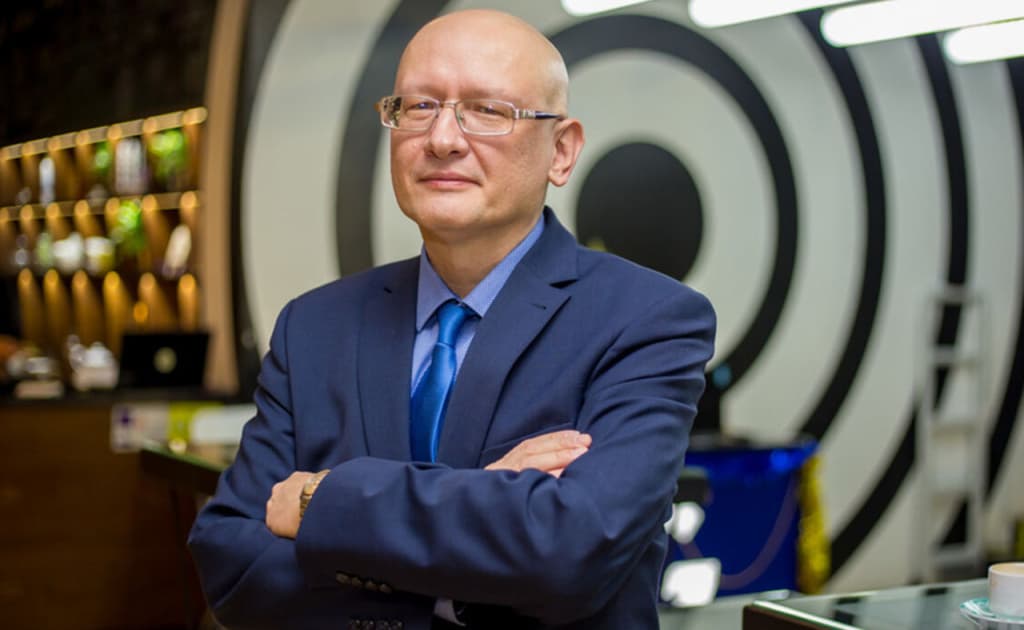 Yuliy Yusupov: «So‘m mustahkamlanayotgani yo‘q, dollarning qurbi pasaymoqda»