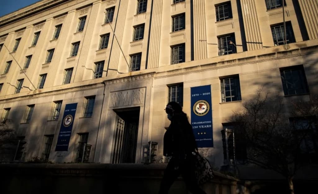 Ikki xitoylik AQSH harbiylari orasida josus yollashda ayblanmoqda