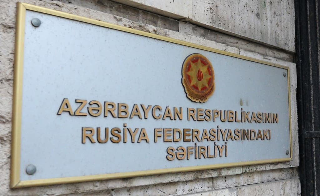 Rossiya Ozarboyjon elchisini chaqirib, Bokuga norozilik bildirdi