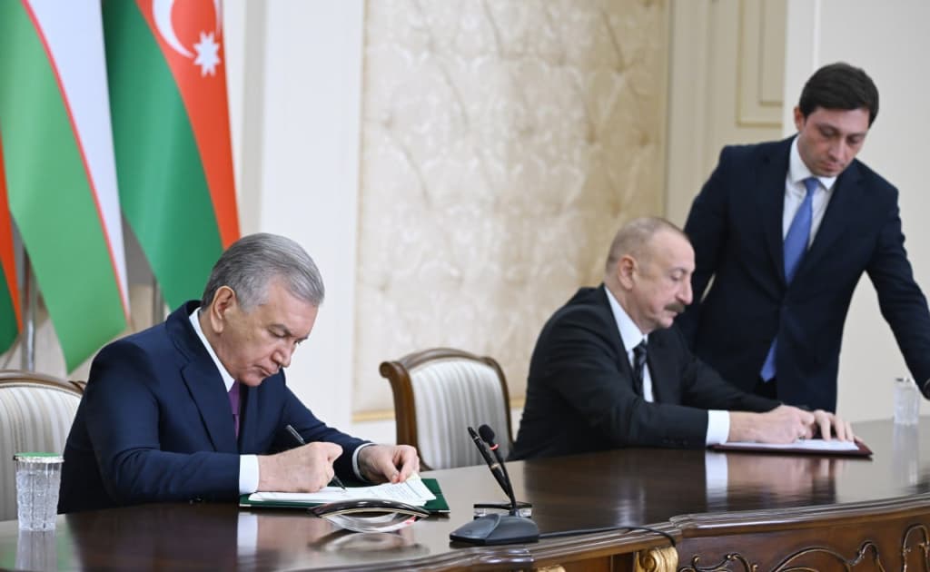 Mirziyoyev va Aliyev strategik hamkorlikni mustahkamladi — milliard dollarlik dastur imzolandi