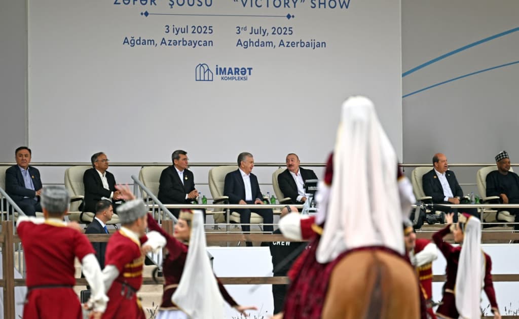 Mirziyoyev Aliyev bilan Qorabog‘dagi ot tomoshasiga bordi