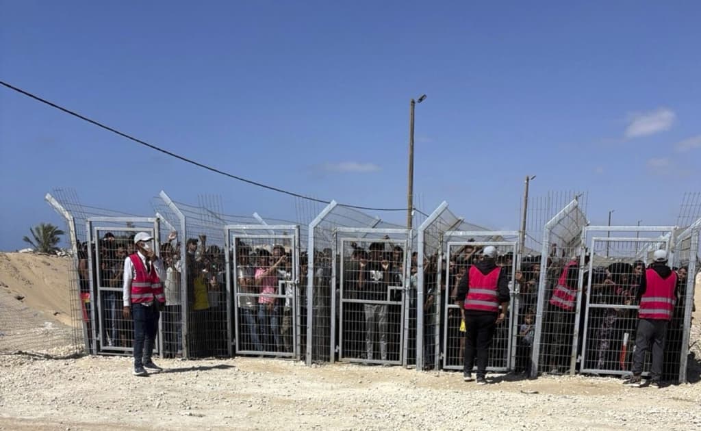 «Yordam so‘raganni otib tashlang»: G‘azodagi insonparvarlik markazlari «ommaviy qatlgoh»larga aylanmoqda