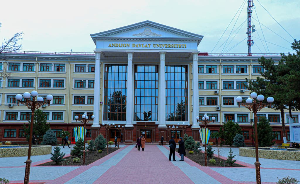 Andijon davlat universitetida 53 mlrd so‘m talon-toroj qilingan