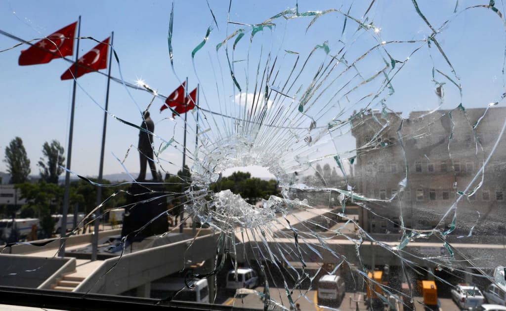 «Muvaffaqiyatsizlikka 9 yil»: Turkiyada amalga oshmay qolgan to‘ntarish tafsilotlari