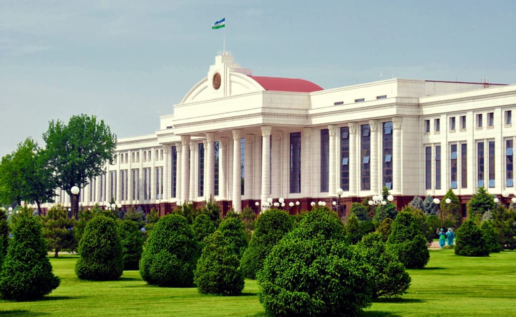 O‘zbekiston Respublikasi Prezidenti Administratsiyasi tuzilmasi yillar davomida qanday o‘zgardi?