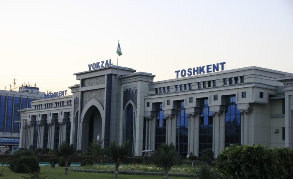 Toshkent Shimoliy vokzaliga avtomobilda kirishga ruxsat berildi