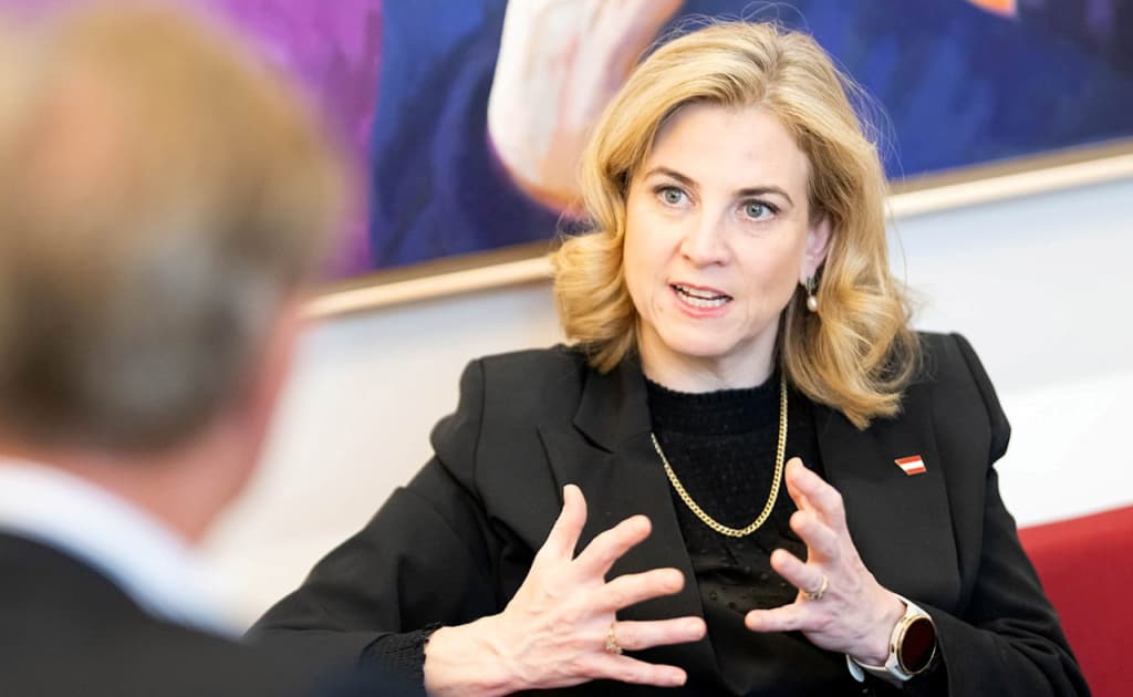 Avstriya NATOga qo‘shilish ehtimolini muhokama qilishga ochiqligini ma’lum qildi