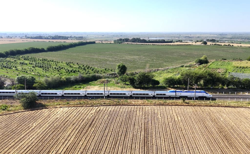 Toshkent–Samarqand tezyurar temir yo‘l loyihasi hujjatlari ishlab chiqlmoqda