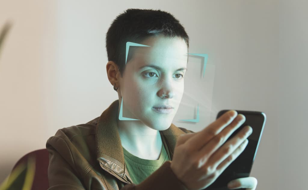 Britaniyada internetdagi erkinlik tugadi: endi yosh tasdig‘i majburiy bo‘ladi