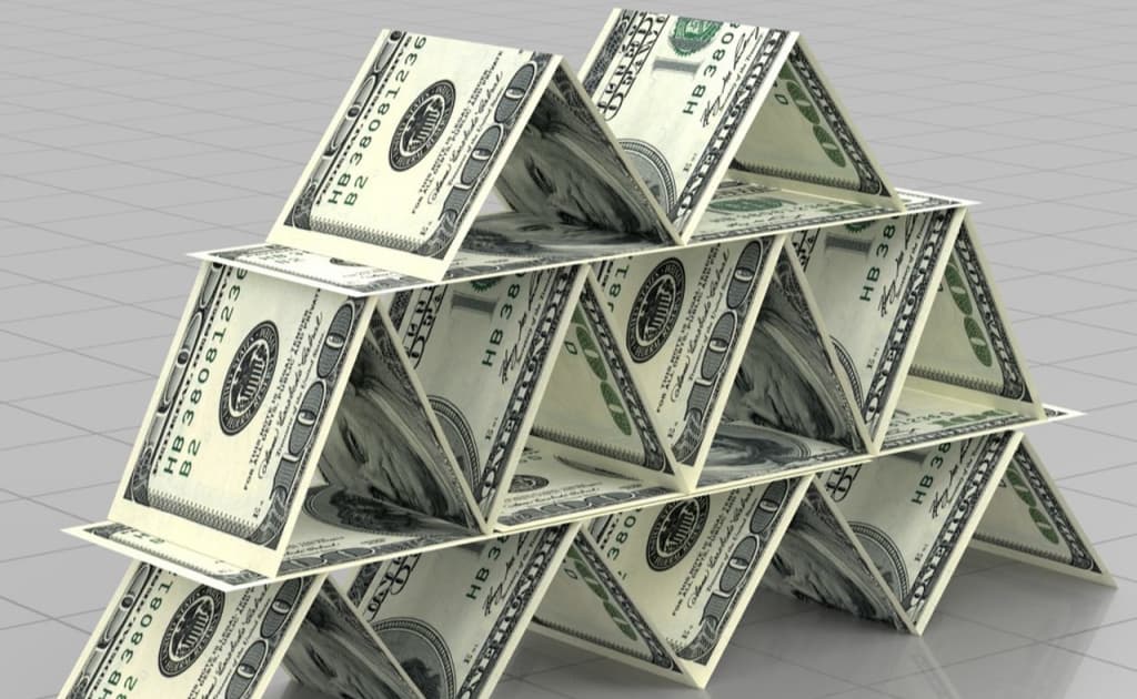 Moliyaviy piramidalar: investitsiyami yoki tuzoq? — Moliyaviy savodxonlik saboqlari