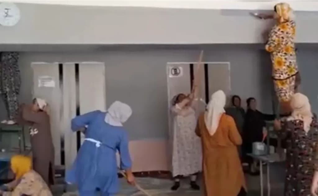 Andijonda «remont»ini o‘qituvchilar qilgan maktab direktori ishdan olindi