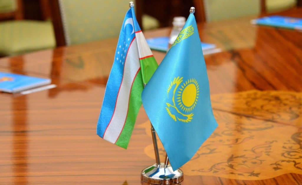 Qozog‘iston bilan chegarada «yashil yo‘lak»: O‘zbekiston mahsulot tranzitini yengillashtirmoqchi