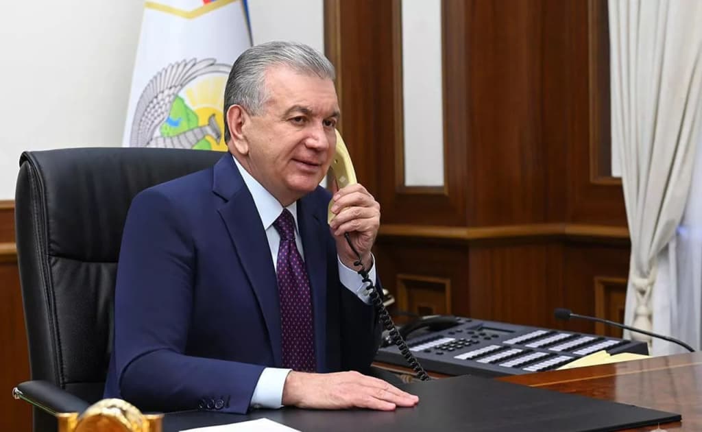 Mirziyoyev va Putin telefon orqali muloqot qildi