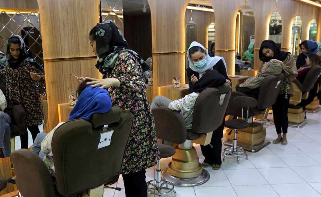 «Tolibon» Kobulda go‘zallik salonlarini ommaviy yopmoqda