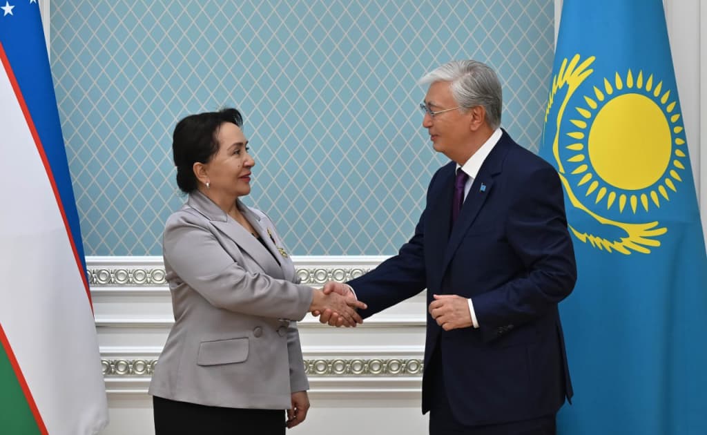Qozog‘iston prezidenti Tanzila Norboyevani mukofotladi