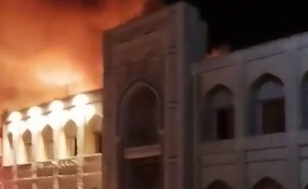 Buxoroda Minorai Kalon yaqinidagi oshxonada yong‘in chiqdi