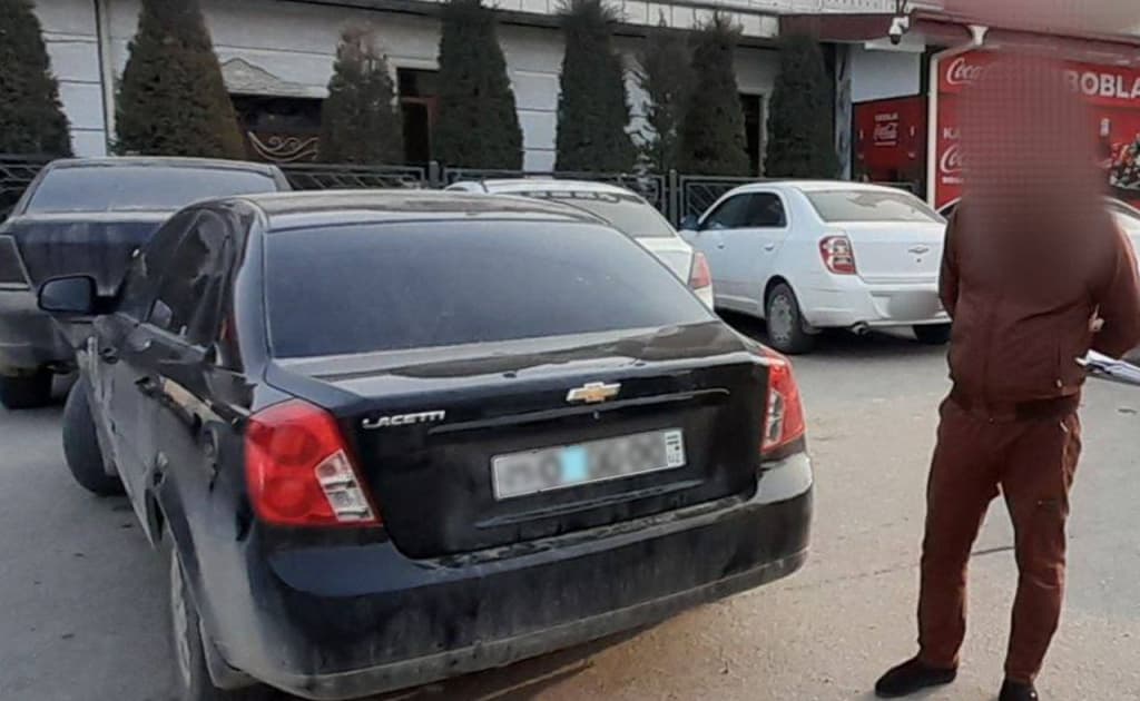 Sud birovning avtoraqamini taqib qariyb 1000 marta qoida buzgan sobiq «oper»ga hukm o‘qidi