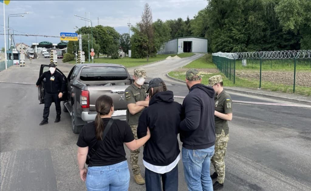 AQSH dastlabki ukrainalik qochqinlarni mamlakatdan chiqarib yubordi