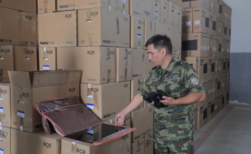 Tovar kodlarini soxtalashtirib, bojxona bojlaridan qochmoqchi bo‘lganlar fosh etildi