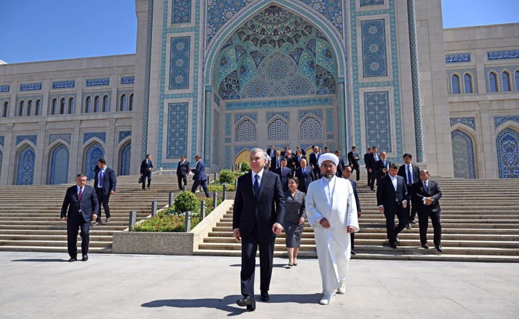 Shavkat Mirziyoyev Islom sivilizatsiyasi markaziga bordi