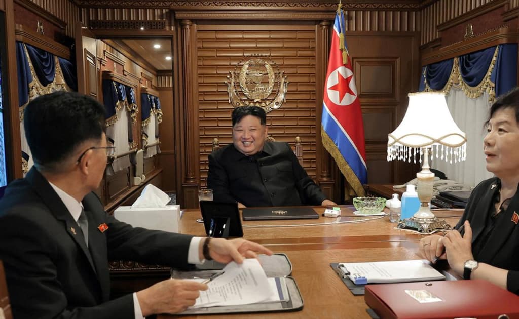 Kim Chen In maxsus poyezdda Xitoyga yetib bordi