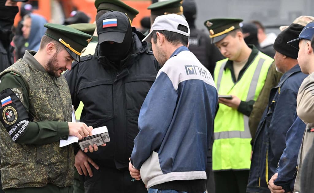 Migrantlarga to‘siqdan ko‘proq yutqazadigan tomon aynan Rossiya — iqtisodchi