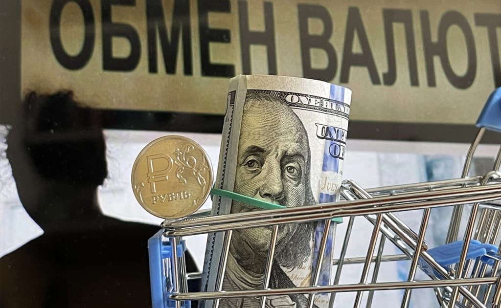Rossiya valyutani yechib olishga qo‘yilgan cheklovlarni yana yarim yilga uzaytirdi