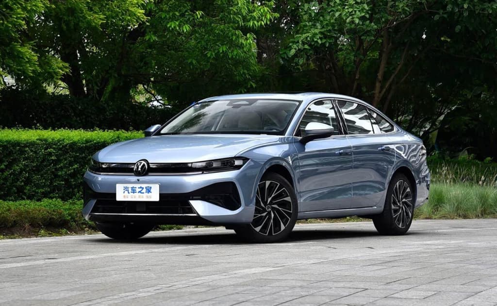 Volkswagen o‘zining Passat modeliga arzon va zamonaviy muqobil taqdim etdi