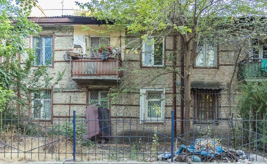 Эски уйлар бузиладими? — Реновация тўғрисидаги қонун Сенат муҳокамасига жўнатилди