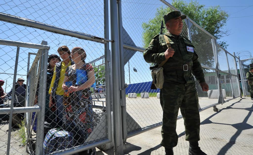 Qirg‘iziston bilan O‘zbekiston chegarasida elektron navbat ishga tushirildi