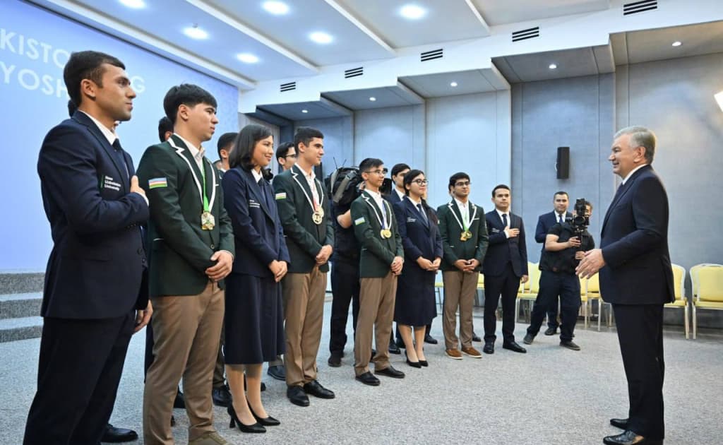 Shavkat Mirziyoyev: «2026 yil – Yoshlarni zamonaviy kasb-hunarga o‘rgatish yili bo‘ladi»