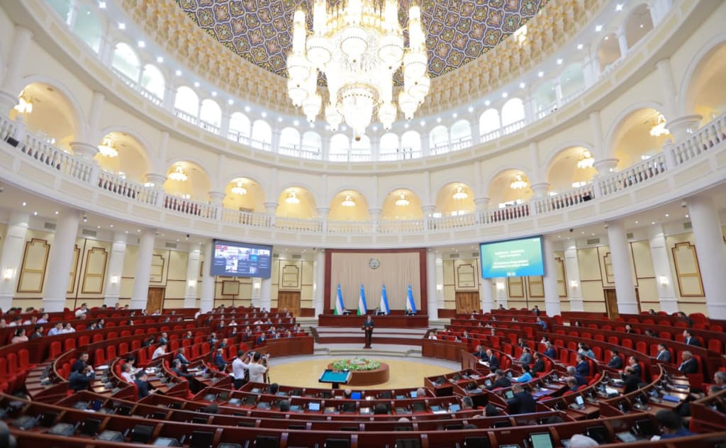 O‘zbekistonda to‘laqonli islomiy bank faoliyat ko‘rsatish mumkin. Deputatlar tegishli qonun loyihasini ma’qulladi