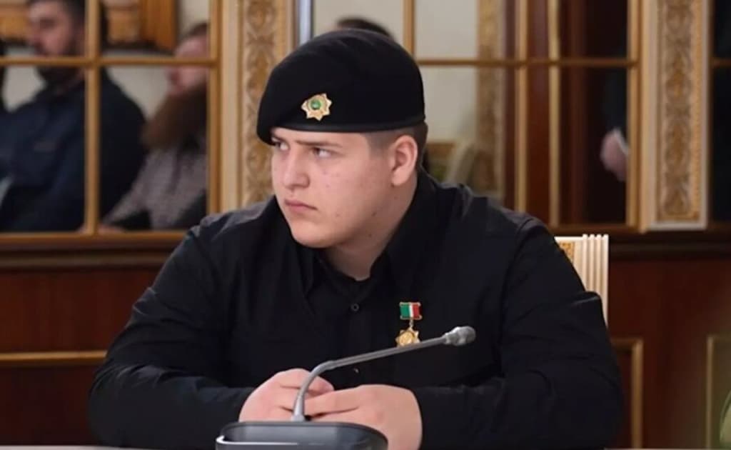 Ramzan Qodirov 17 yoshli o‘g‘liga soliq nazoratini topshirdi