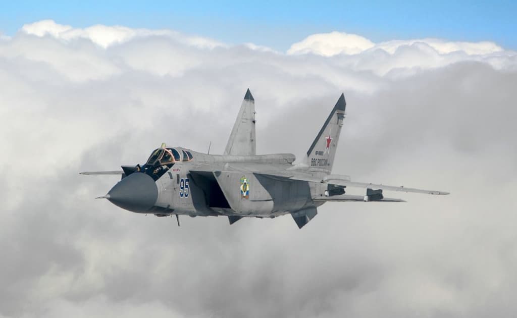 Rossiya samolyotlari Estoniya havo hududini buzdi, NATO qiruvchilari havoga ko‘tarildi